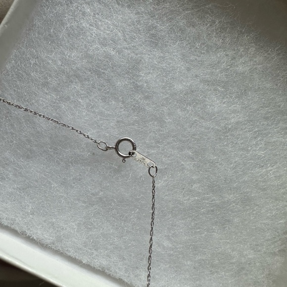 10K white gold diamond pendant necklace with ZEI diamond - Picture 2 of 9